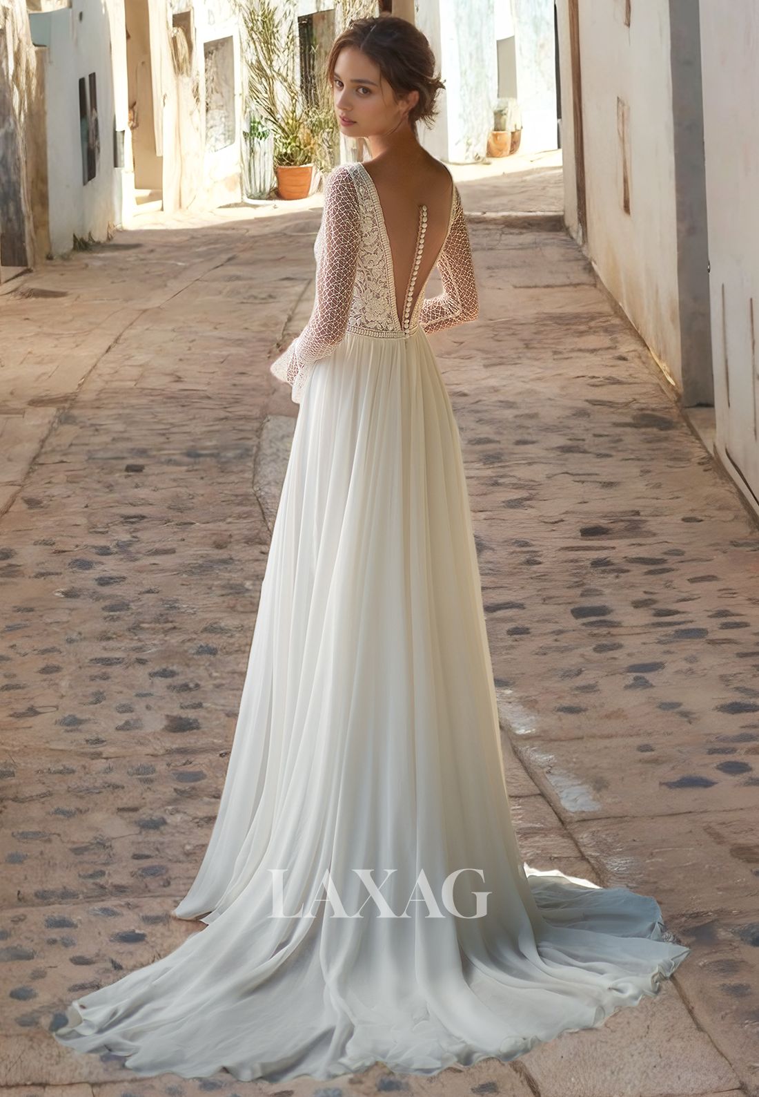 A-Linie V-Neck Long Sleeves Open Back Lace High Slit Wedding Dress with Train