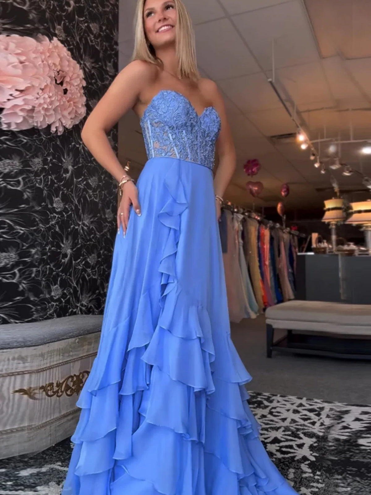 A-Line Sweetheart Sleeveless Beaded Applique Chiffon Pleated Tiered Long Prom Dress