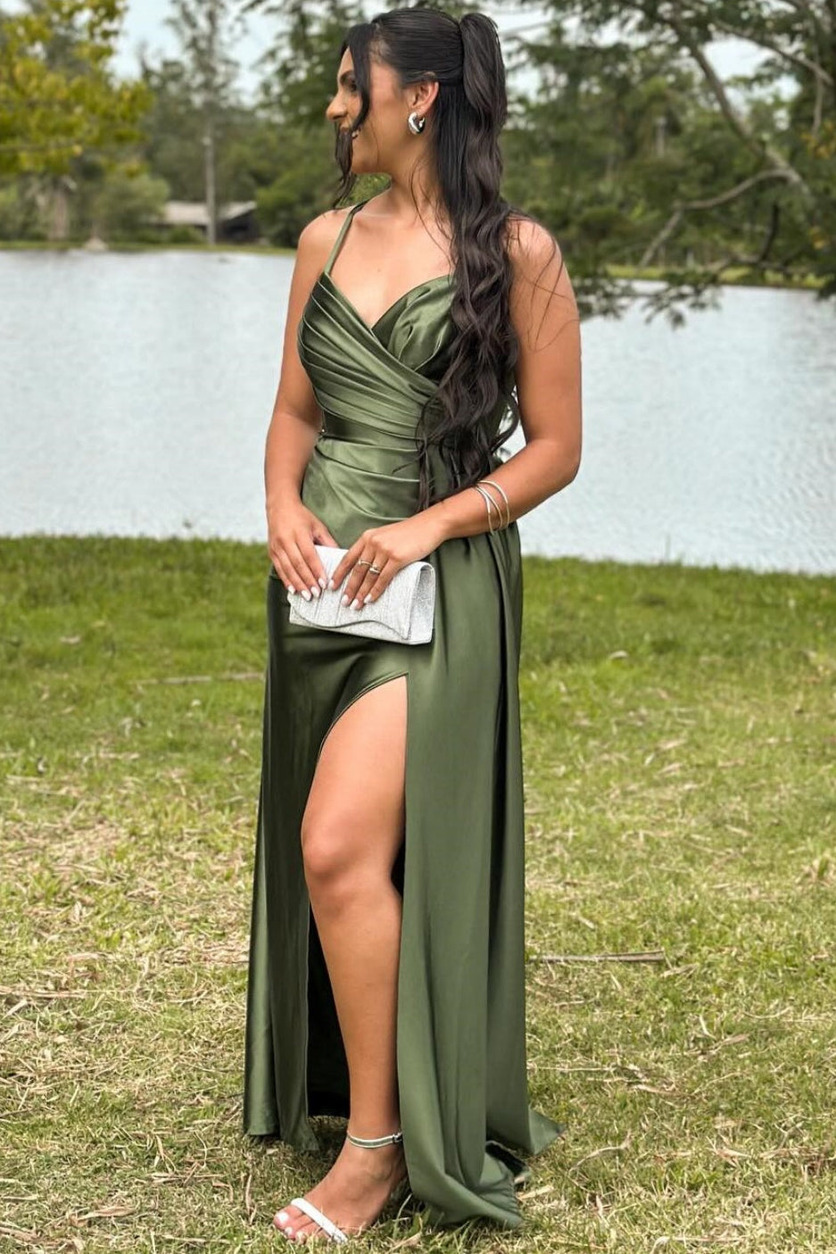 V-Neck Spaghetti Straps Sleeveless Satin Pleated Floor-Length Mermaid Prom Dress
