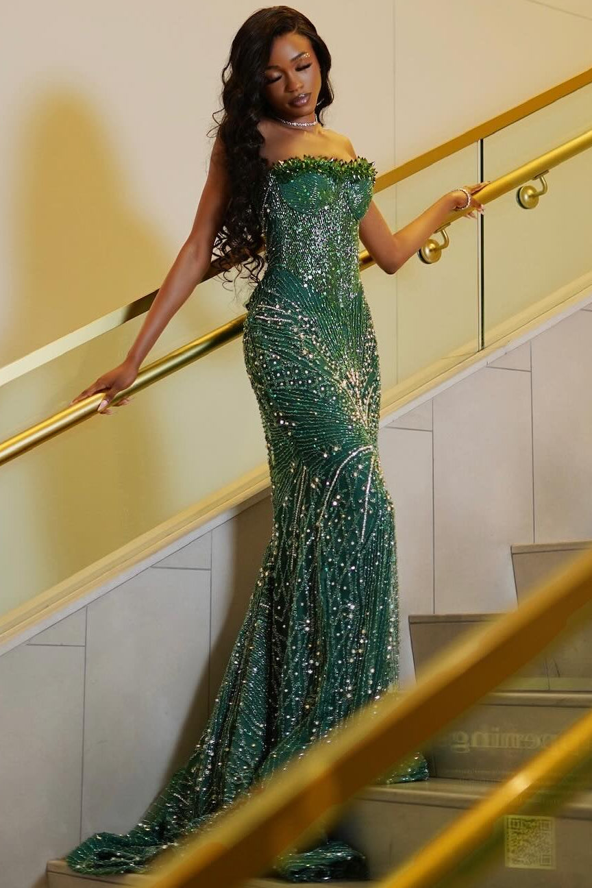Sweetheart Off-Shoulder Fully Sequined Beaded Prom Dress Sleeveless Sweep Train Party Gowns