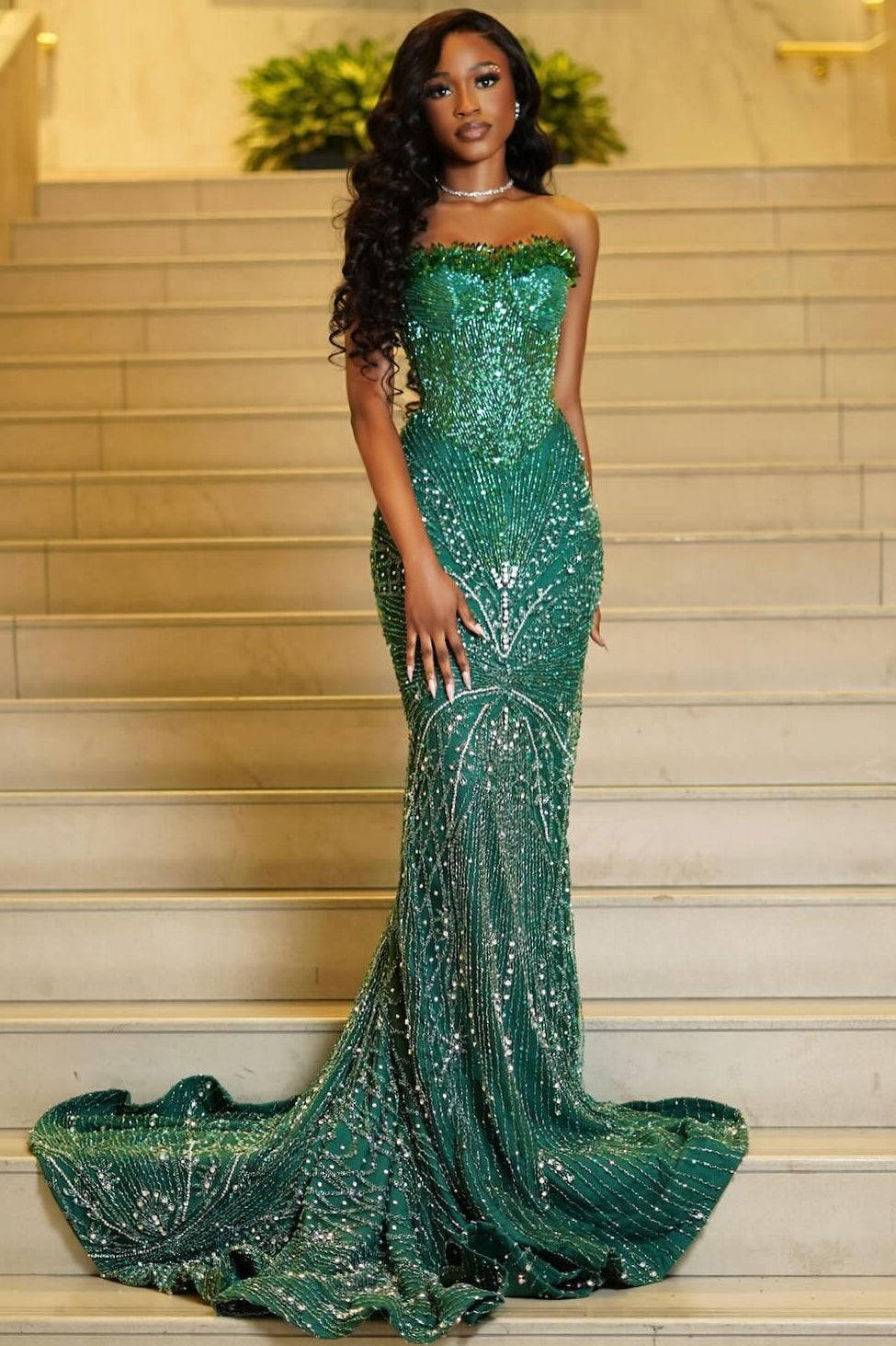 Sweetheart Off-Shoulder Fully Sequined Beaded Prom Dress Sleeveless Sweep Train Party Gowns