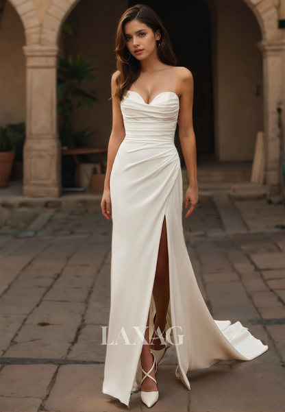 Sleeveless Sweetheart Fitted Beach Bride Dress Pleated Satin Slit with Train Boho Wedding Dress