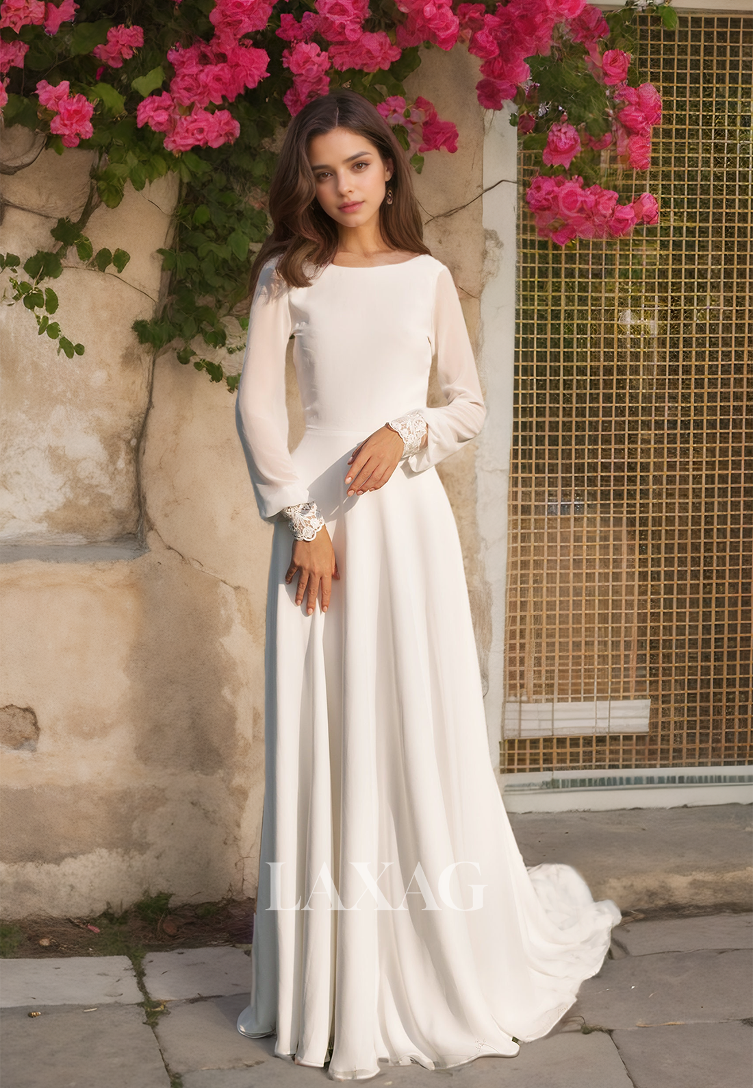 Long-Sleeves Scoop-Neck Chiffon A-Line Train Boho Beach Wedding Dress with Lace Trimmed