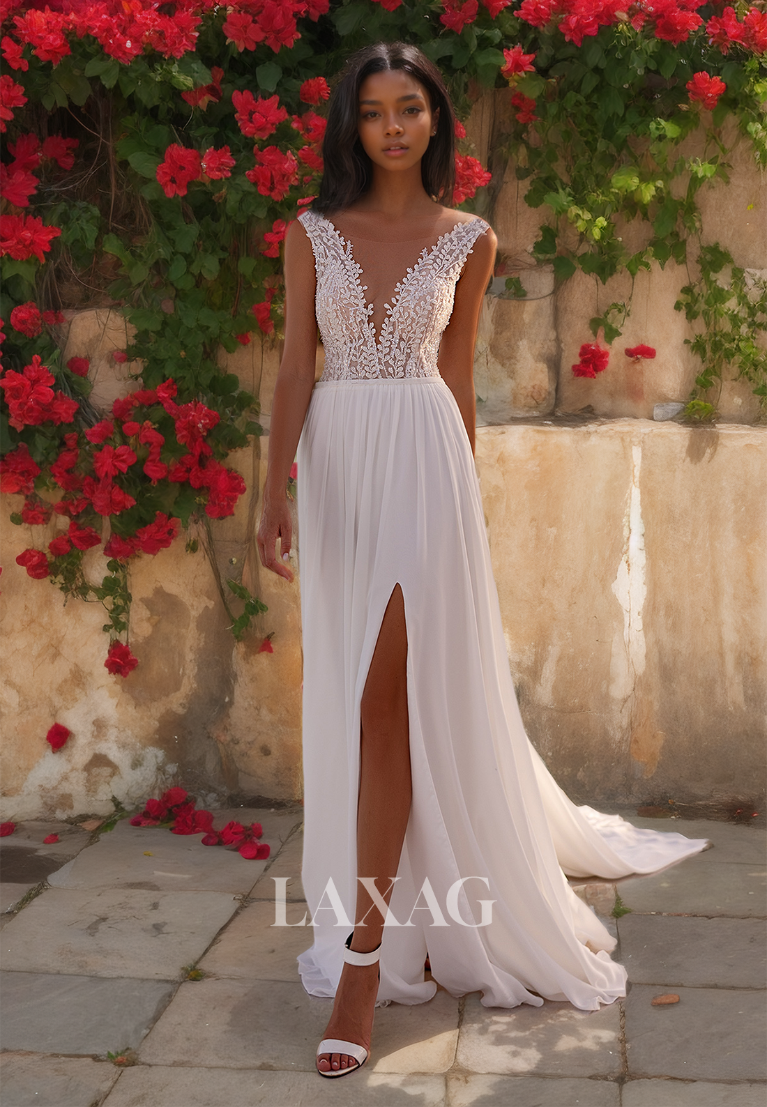 Sleeveless Straps A-Line Beach Wedding Dress Deep V-Neck Beaded Applique Cutout Boho Bride Gowns with Train