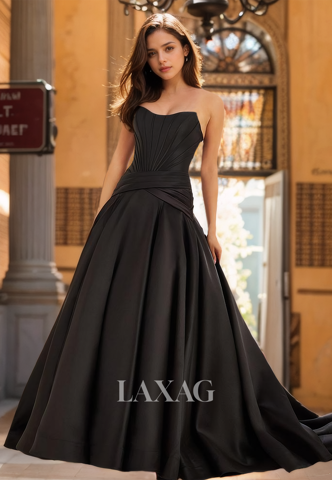 Simple Scoop-Neck Off-Shoulder A-line Prom Dress Sleeveless Pleated Sweep Train Formal Gowns