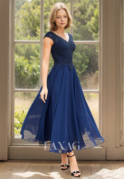 V-Neck Sleeveless Chiffon Cocktail Gowns Beaded Applique A-Line Mother of the Bride Dress