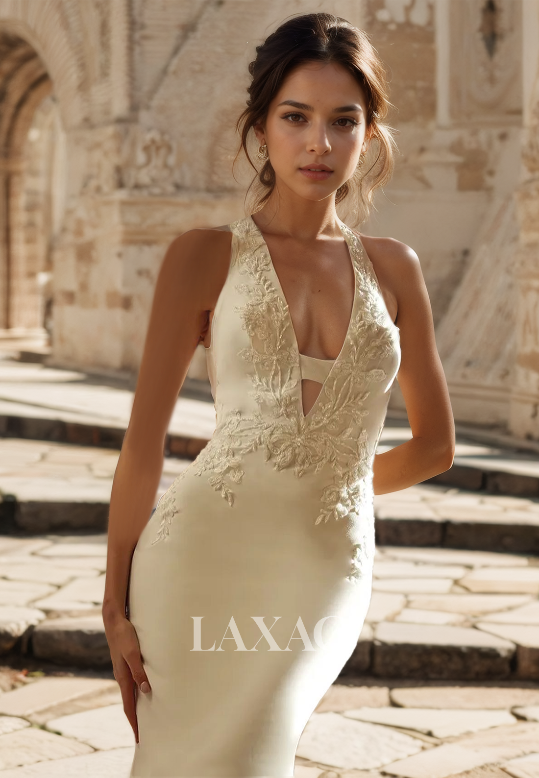 Halter Deep V-Neck Sleeveless Off-Shoulder Beaded Applique Cutout Lace Train Mermaid Wedding Dress