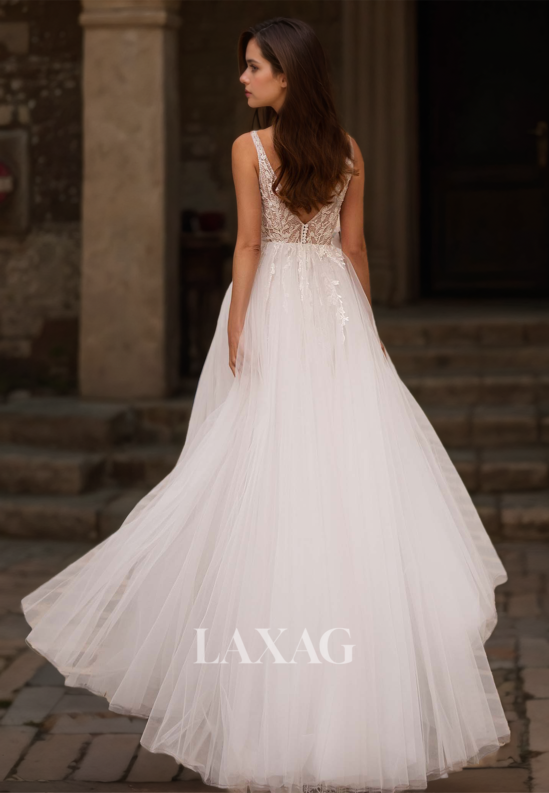 Deep V-Neck Sleeveless Applique A-Line Wedding Dress Spaghetti Straps Cutout Tulle Bride Gowns