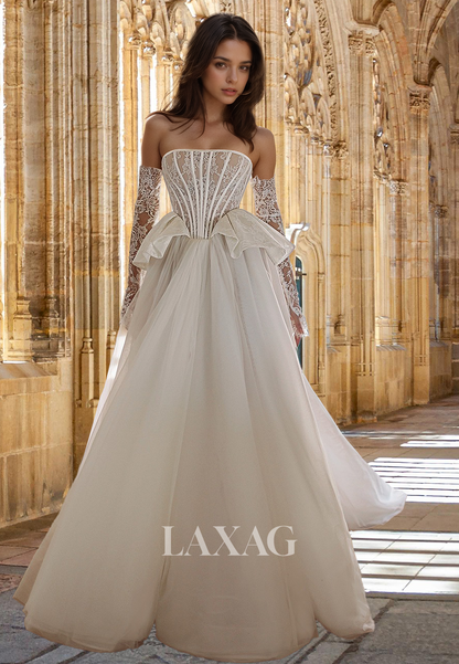 wedding dress pleated Off-Shoulder Long Sleeves Sleek Mermaid Loveiss so you might need to go up a size or two from what you usually wear. Mona : A pleated taffeta