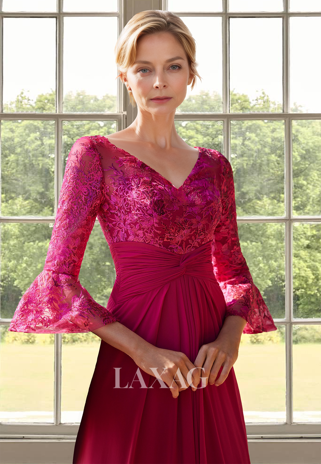 V-Neck Half-Sleeves A-Line Mother of the Bride Dress Lace Applique Pleated Floor-Length Cocktail Gowns