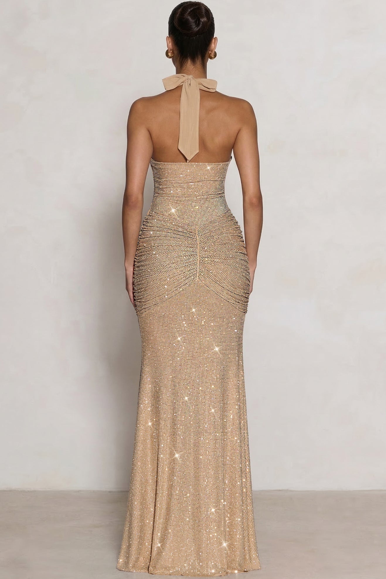Halter Deep V-Neck Sleeveless Fully Sequined Tulle Pleated Floor-Length Mermaid Evening Dress