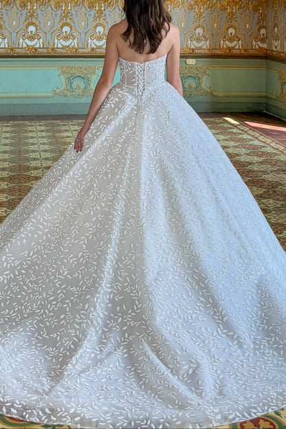 Embroidered Sweetheart Ball Gown Wedding Dress