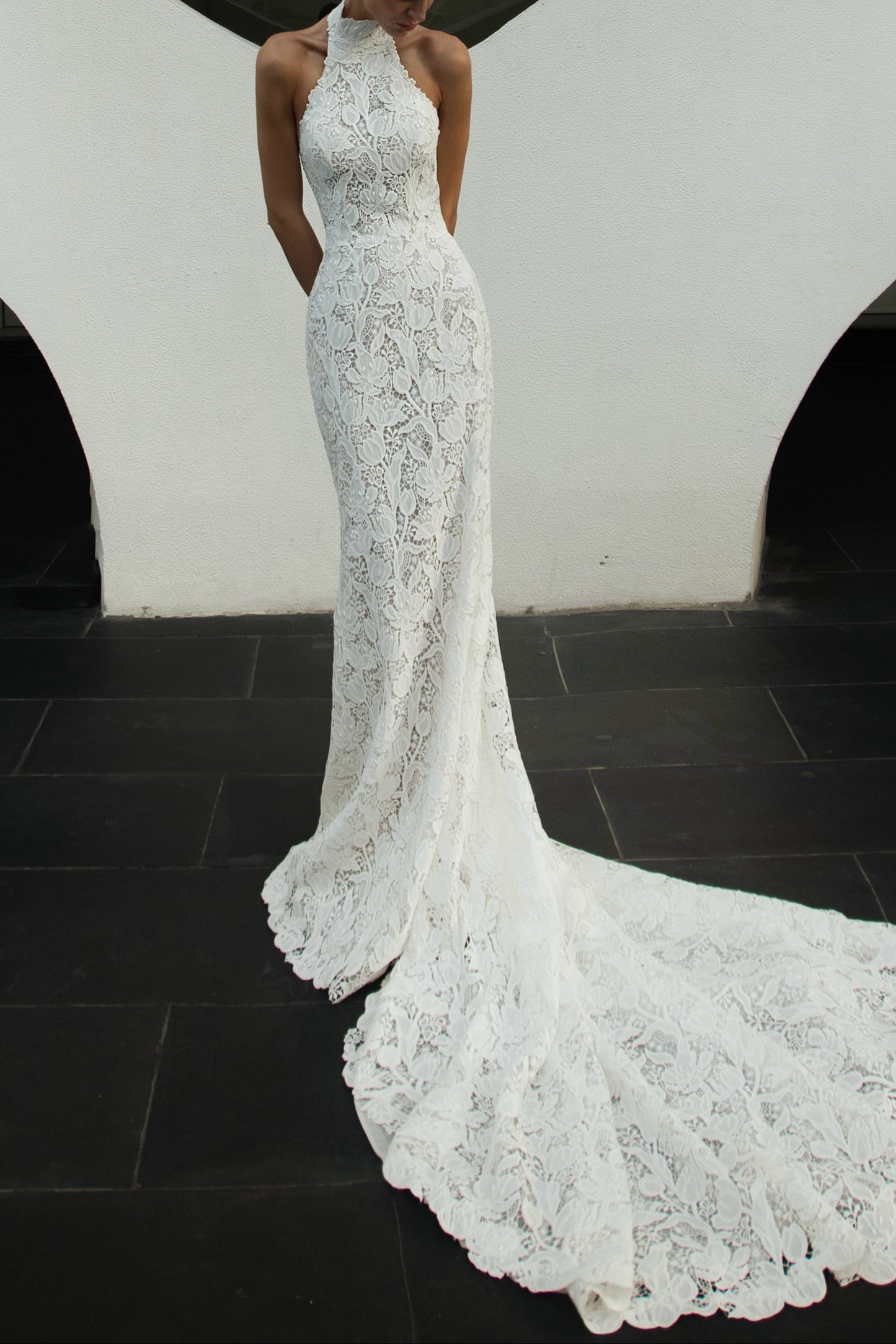 Halter High-Neck Lace Mermaid Wedding Dress