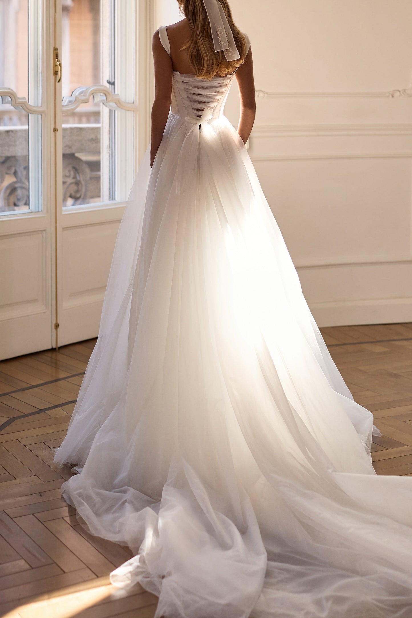 Corset Sweetheart Tulle Ball Gown Wedding Dress