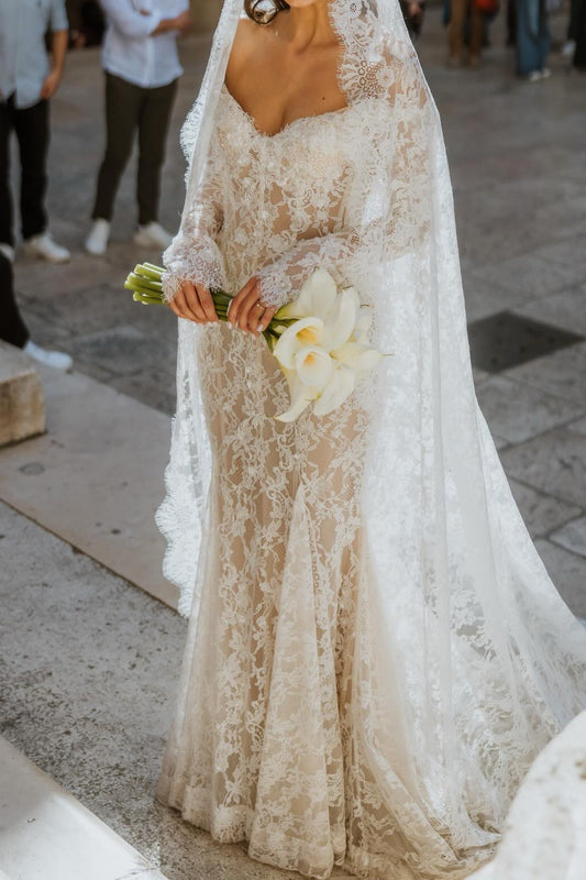 Off-Shoulder Lace Mermaid Wedding Dress