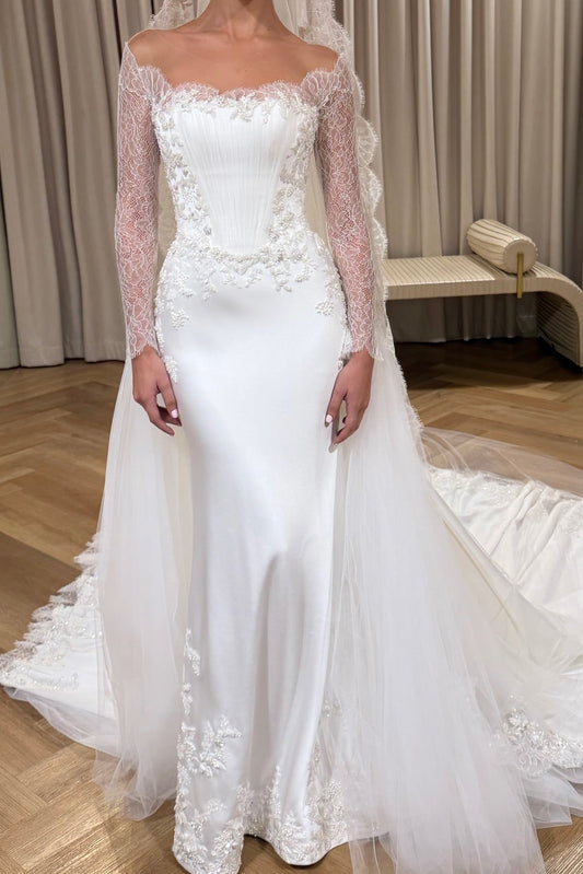 Off-the-Shoulder Lace Mermaid Wedding Dress