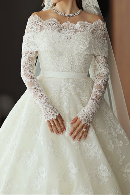 Off-Shoulder Lace Ball Gown Wedding Dress