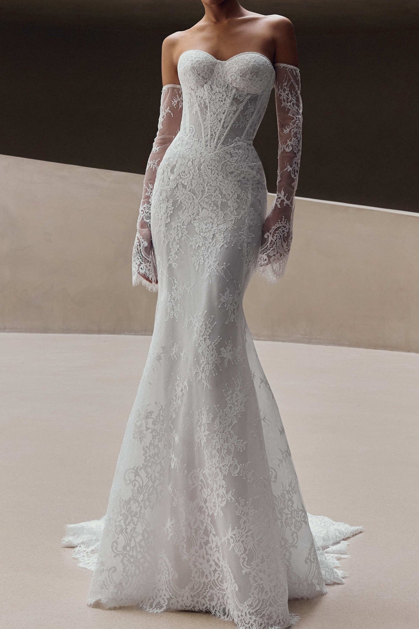 Sweetheart Strapless Lace Mermaid Wedding Dress