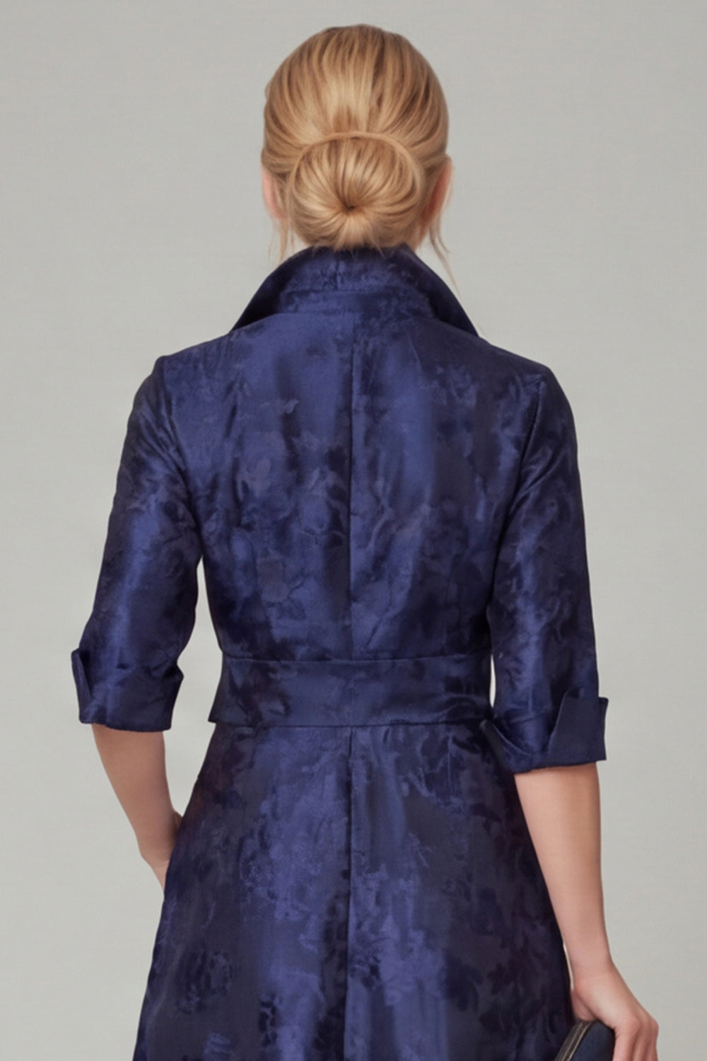 Elegant Jacquard A-Line Evening Gown with Pockets