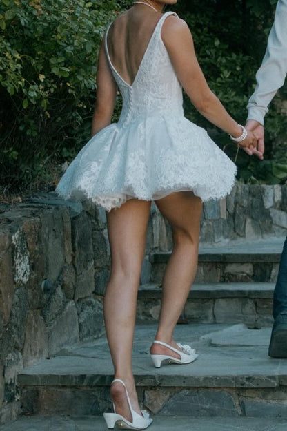 Scoop Neck Lace Mini Wedding Dress with Bubble Skirt