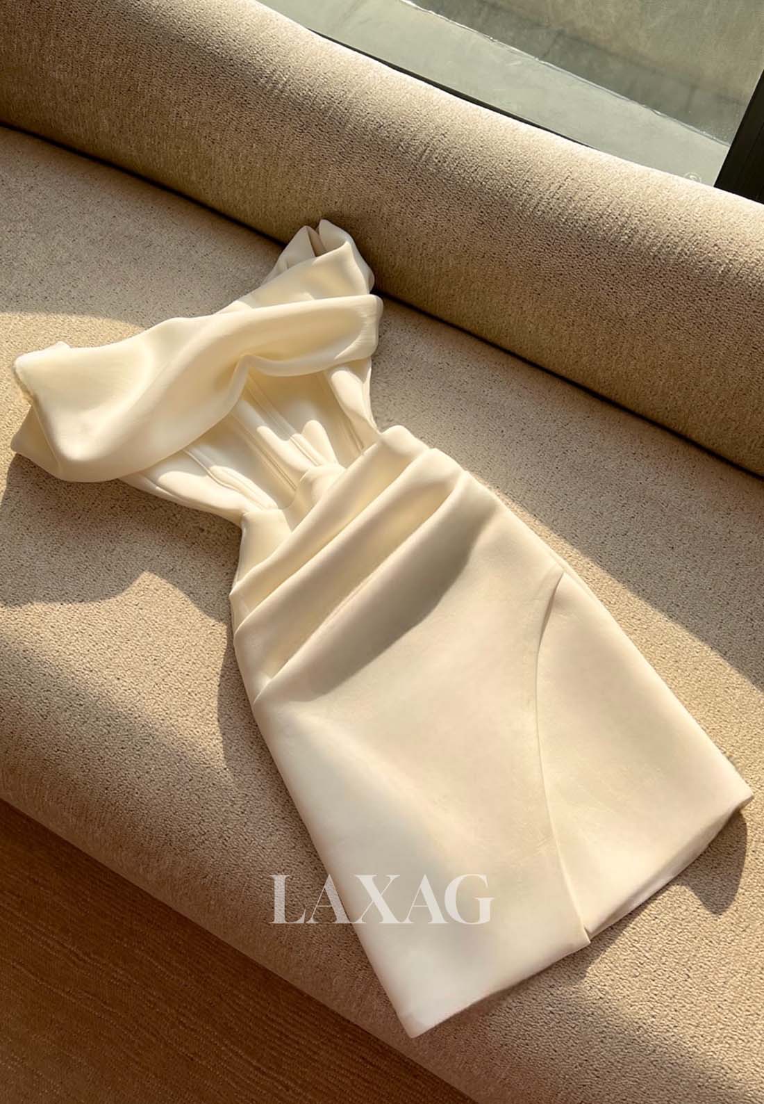 Tube Top Sleeveless Short Party Gowns Pleated Satin Mermaid Homecoming Dress