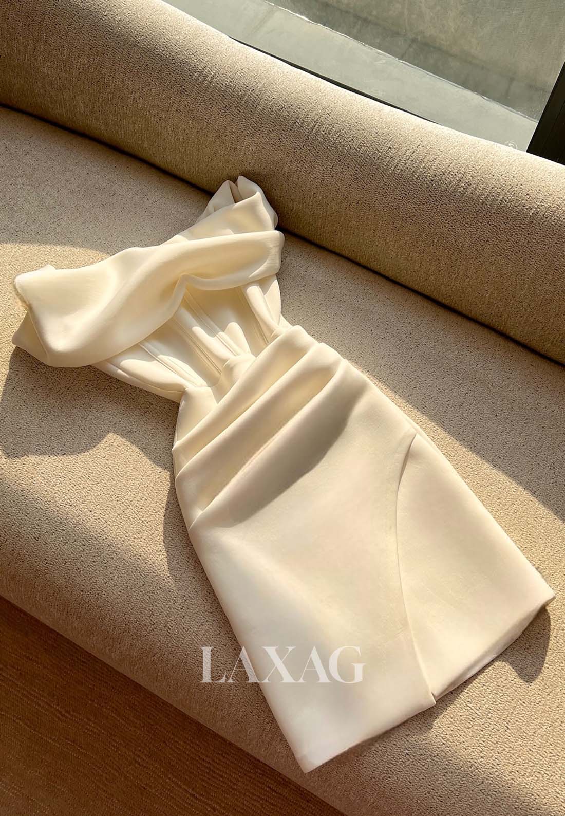 Tube Top Sleeveless Short Party Gowns Pleated Satin Mermaid Homecoming Dress