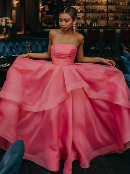 A-Line Tube Top Strapless A-Line Prom Dress Sleeveless Pleated Tulle Tiered Party Gowns