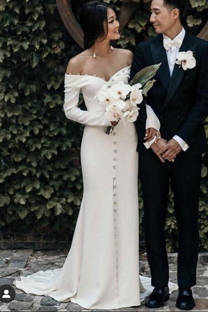 Off-Shoulder Sweetheart Long-Sleeves Satin Sweep Train Mermaid Wedding Dress