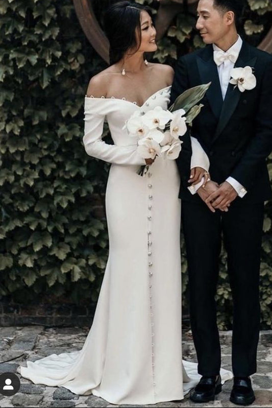 Off-Shoulder Sweetheart Long-Sleeves Satin Sweep Train Mermaid Wedding Dress