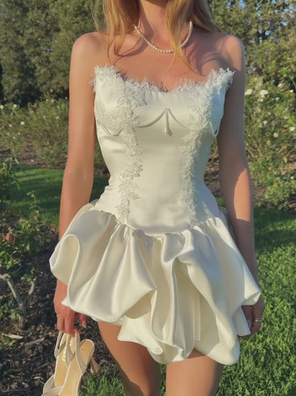 Scoop-Neck Sleeveless Sequined Beaded Lace&Satin Pleated Short A-Line Wedding Dress