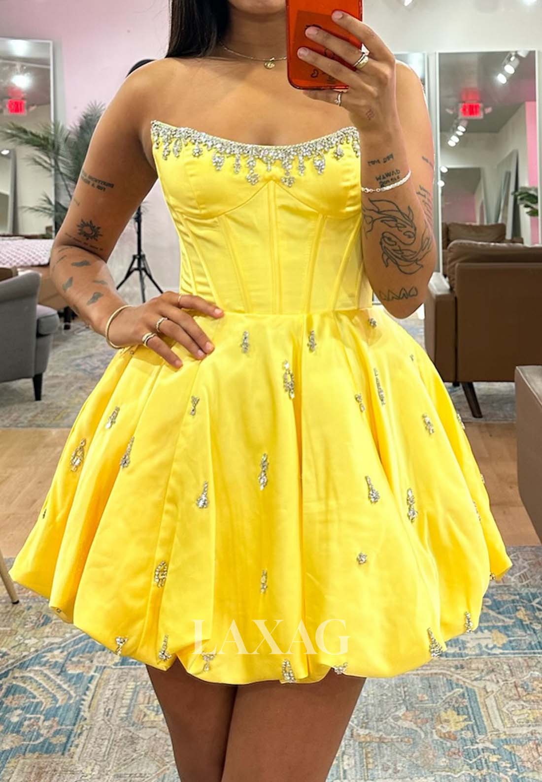 Beaded Scoop-Neck Off-Shoulder Sleeveless Pleated Satin Short A-Line Party Homecoming Dress