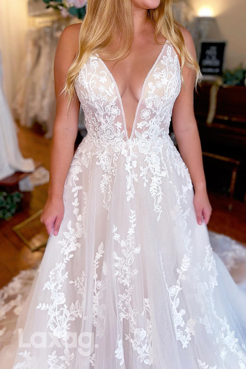 15633 - Spaghetti Straps Low-V-Neck Lace Appliqued Wedding Dress